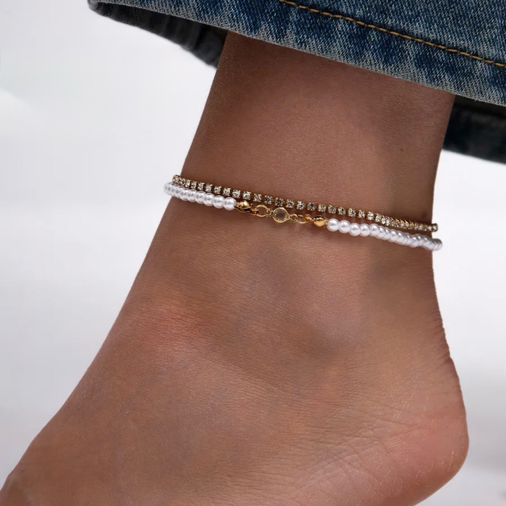 Pearl Beaded Bracelet - Picture 3 of 3